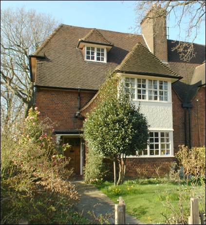 21 Rotherwick Road